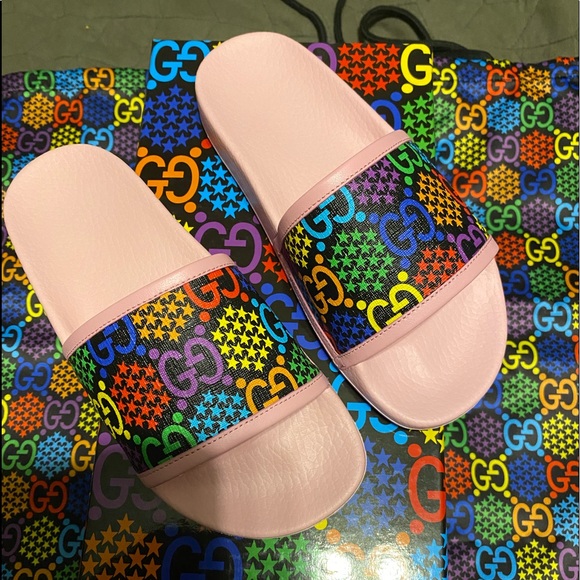 gucci psychedelic slides womens